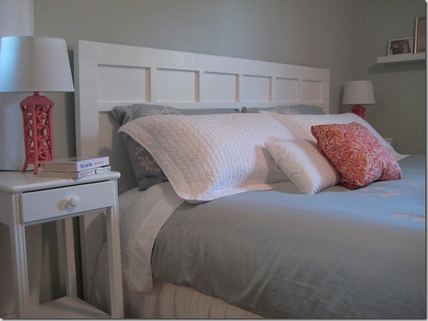 Faites votre propre collage de planches sur du contreplaqué si vous avez un lit aux dimensions hors normes